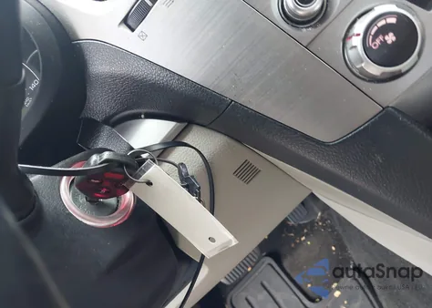 2014 Subaru Legacy 2.5I Premium z USA, uszkodzony, nr VIN 4S3BMBE66E3011547